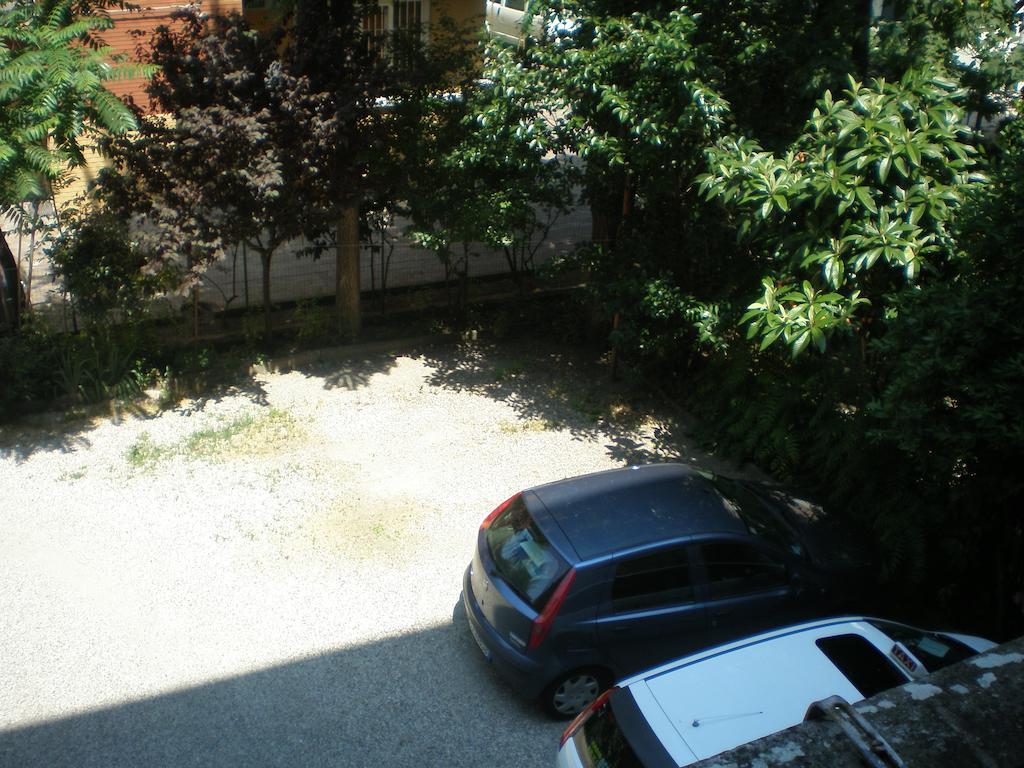 Bed And Breakfast Arcobaleno Bologna Buitenkant foto